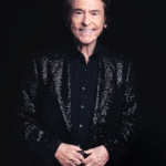 RAPHAEL, ARTISTA ASOCIADO A VIRGIN MUSIC GROUP, NOMBRADO PERSONA DEL AÑO 2025 DE LA ACADEMIA LATINA DE LA GRABACIÓN®